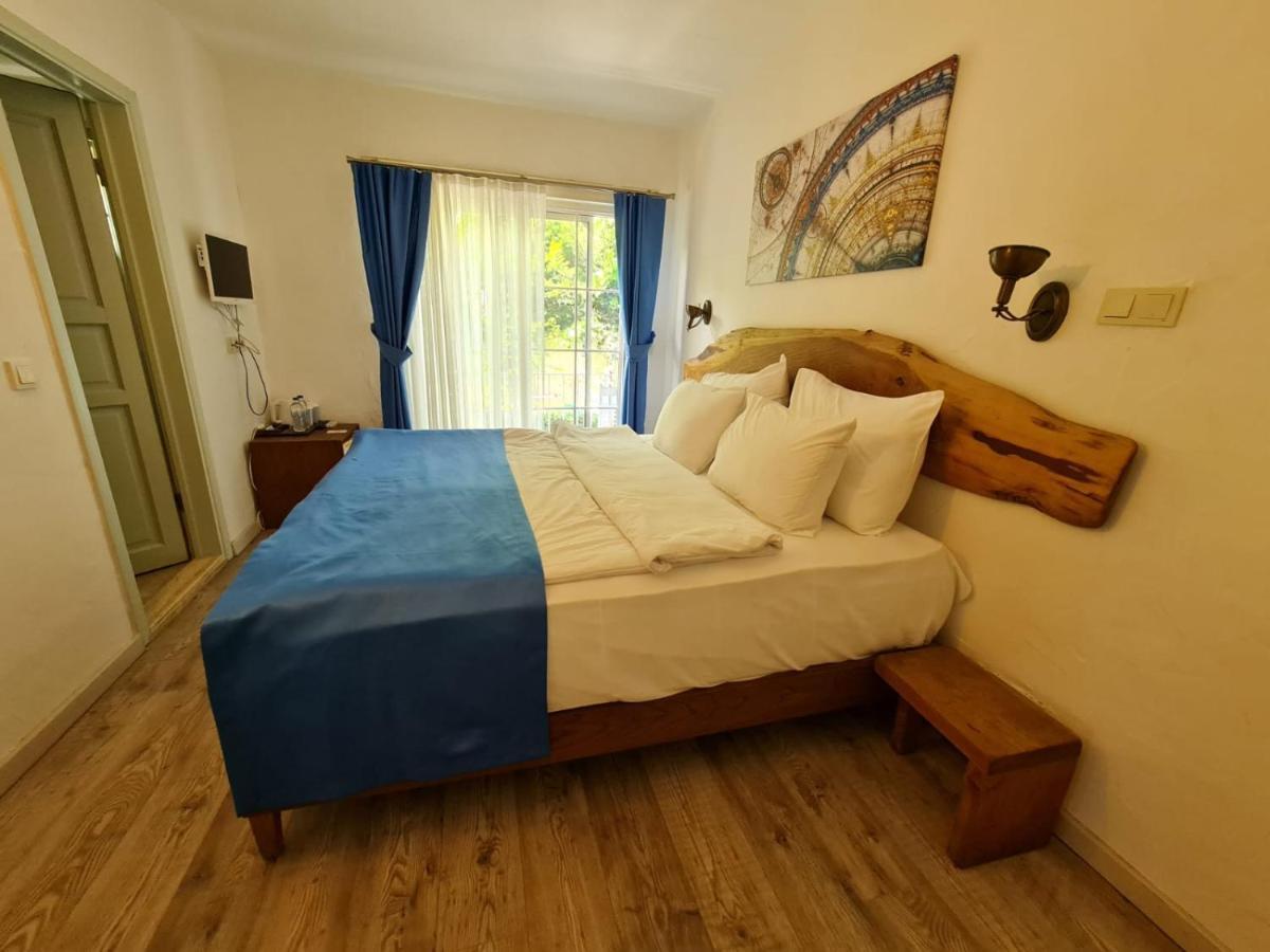 Rebetiko Hotel Alacati Exterior photo